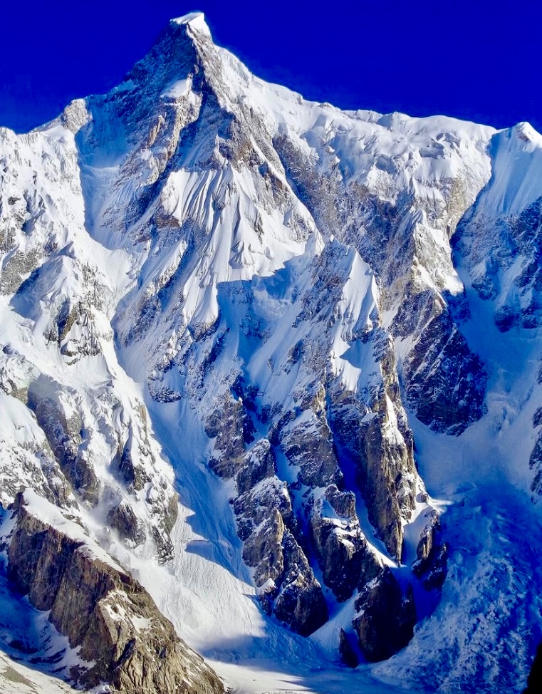 A complete photo on Ultar Sar's Southeast Pillar. 