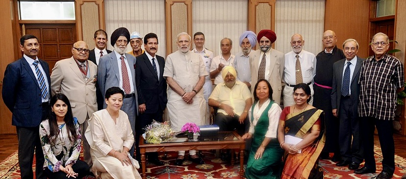 The Prime Minister of India, Shri Narendra Modi, meets the members of the 1965 Everest expedition, on the golden jubilee in New Delhi, in May 2015. 