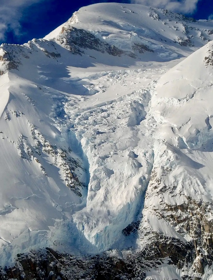 The Harper Glacier descending from the Karstens Ridge on McKinley.