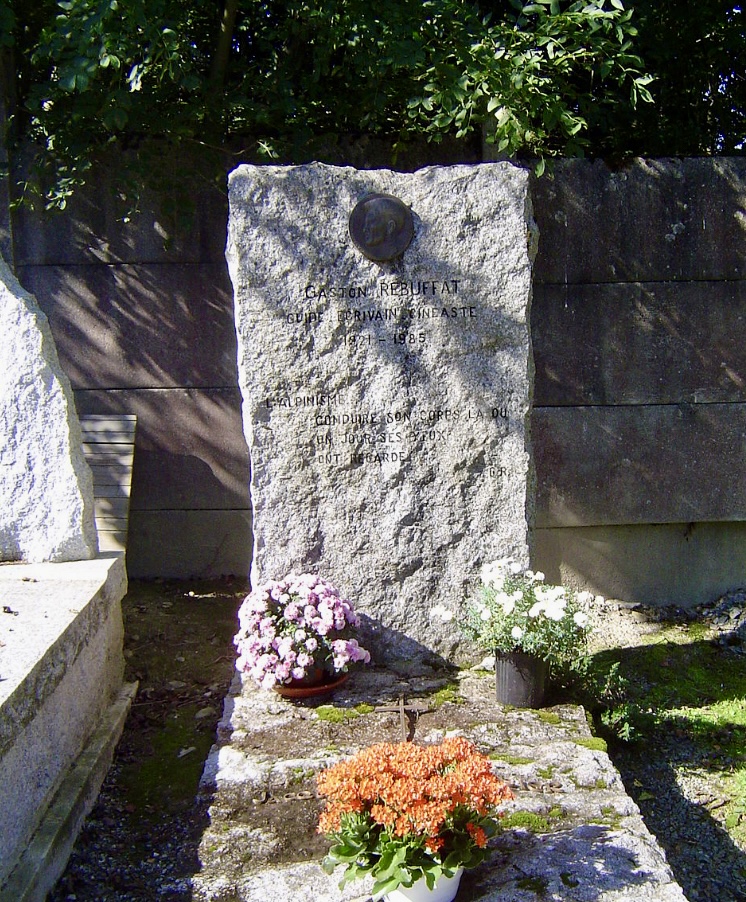 Rebuffat's grave in the Chamonix cemetery. 