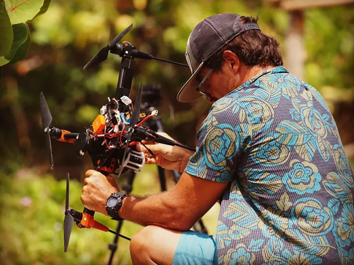 Henet Wave drone