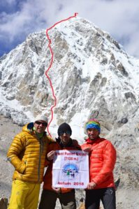 Romanians New Route on Pumori